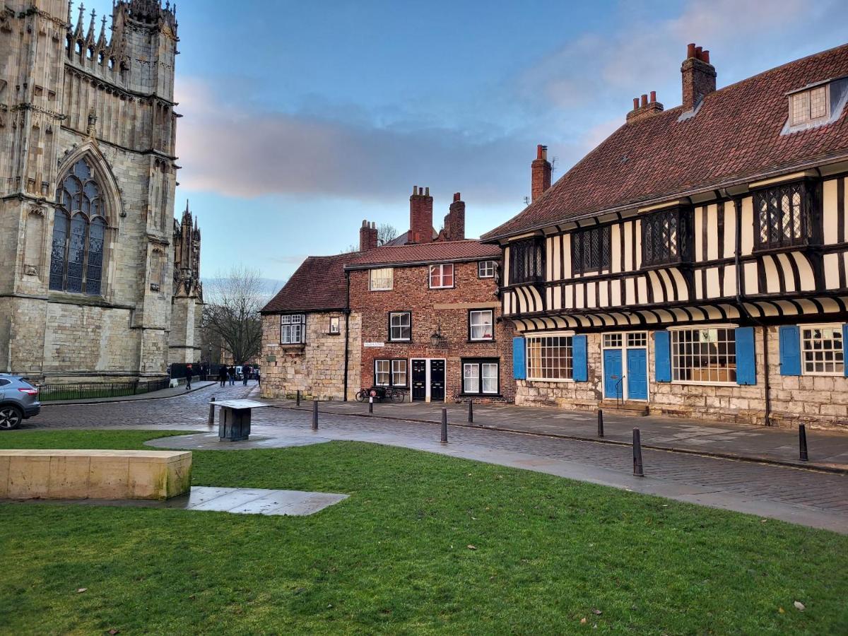 York Minster View Villa Luaran gambar